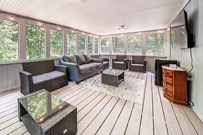 Pet-friendly Espyville Home w/ Yard & Fire Pit!