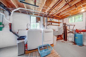 Pet-friendly Espyville Home w/ Yard & Fire Pit!