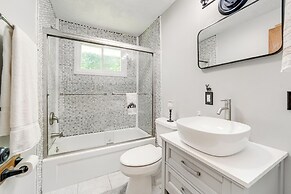 Pet-friendly Espyville Home w/ Yard & Fire Pit!