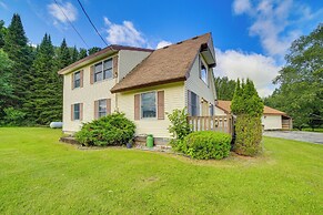 Germfask Home w/ Fire Pit, Grill & Yard Games!