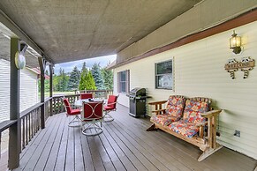 Germfask Home w/ Fire Pit, Grill & Yard Games!