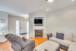 Family-friendly Harrells Home w/ Fire Pit + Kayaks