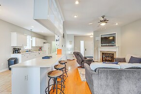 Family-friendly Harrells Home w/ Fire Pit + Kayaks