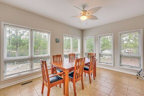 Family-friendly Harrells Home w/ Fire Pit + Kayaks