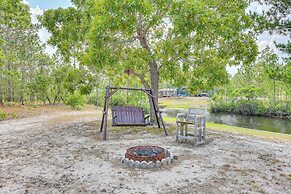 Family-friendly Harrells Home w/ Fire Pit + Kayaks