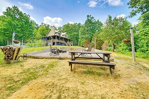 Crawford Cottage w/ Fireplace & Mountain Views!