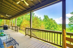 Crawford Cottage w/ Fireplace & Mountain Views!