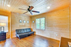 Crawford Cottage w/ Fireplace & Mountain Views!