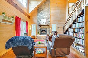 Crawford Cottage w/ Fireplace & Mountain Views!