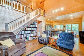 Crawford Cottage w/ Fireplace & Mountain Views!