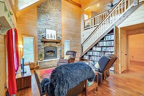 Crawford Cottage w/ Fireplace & Mountain Views!