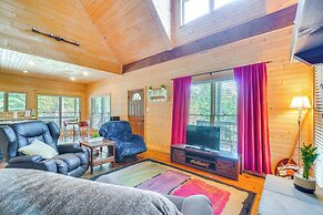 Crawford Cottage w/ Fireplace & Mountain Views!
