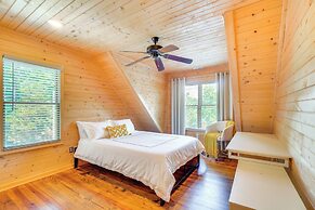 Crawford Cottage w/ Fireplace & Mountain Views!