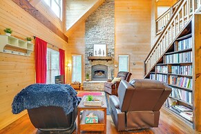 Crawford Cottage w/ Fireplace & Mountain Views!