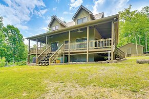 Crawford Cottage w/ Fireplace & Mountain Views!