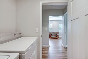 Fire Pit & Patio: Pet-friendly Cabin in Idlewild!