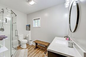 Fire Pit & Patio: Pet-friendly Cabin in Idlewild!