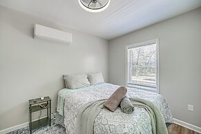 Fire Pit & Patio: Pet-friendly Cabin in Idlewild!