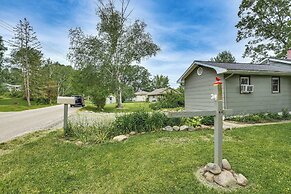 Charming Reading Getaway w/ Private Dock!