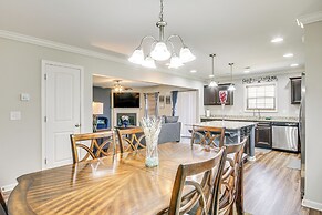 Spacious West Columbia Home w/ Patio & Grill!