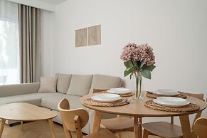 Latte Apartament Parking by Renters