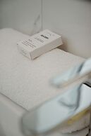 Latte Apartament Parking by Renters