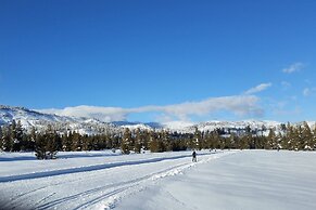 Tamarack Condo 19 2 Bedroom Condo by Bear Valley Vacation Rentals