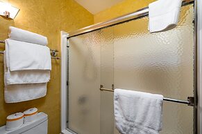 Tamarack Condo 19 2 Bedroom Condo by Bear Valley Vacation Rentals