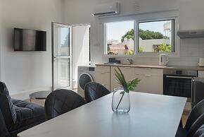 Phaedrus Living: City Breeze Residences Grace