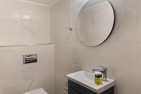 Phaedrus Living: City Breeze Residences Grace