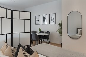 Phaedrus Living: City Breeze Residences Grace