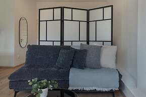 Phaedrus Living: City Breeze Residences Grace