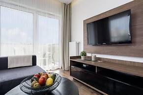 Deluxe Apartment Near the Sea