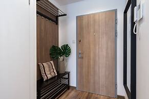 Deluxe Apartment Near the Sea