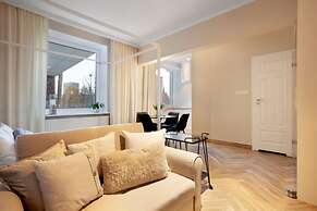 Elite Apartments Moderna View Of The Old Town Modern Designer Decor OL
