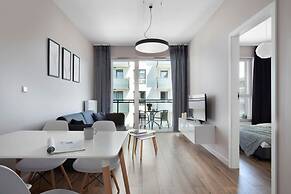 Elite Apartments Berry 2 Cozy Apartment Next to the Museum of World Wa