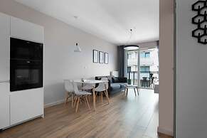 Elite Apartments Berry 2 Cozy Apartment Next to the Museum of World Wa