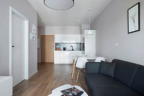 Elite Apartments Berry 2 Cozy Apartment Next to the Museum of World Wa