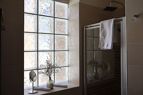Harmonia Palace - Luxury Apartments