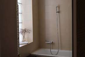 Harmonia Palace - Luxury Apartments