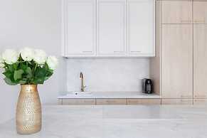 Elite Apartments Riverview Azure River View Center