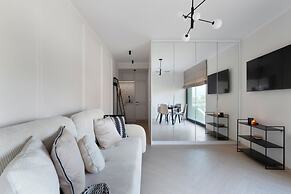 Elite Apartments Riverview Nude River View Center