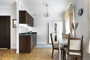 Elite Apartments wi Tego Studio Old Town View