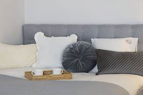 Elite Apartments wi Tego Studio Old Town View