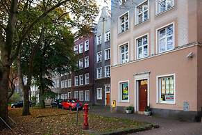 Elite Apartments Ogarna Carrara View Of The Old Town Modern Designer D