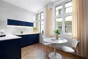 Elite Apartments Ogarna Carrara View Of The Old Town Modern Designer D