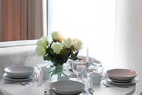 Elite Apartments Riverview Cinema OLD Town View Center