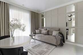 Willa Szwarc Cozy Gray Apartment