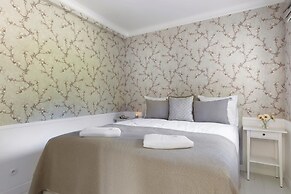 Willa Szwarc Cozy Garden Cottage