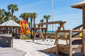 Sandpiper Beacon Beach Resort